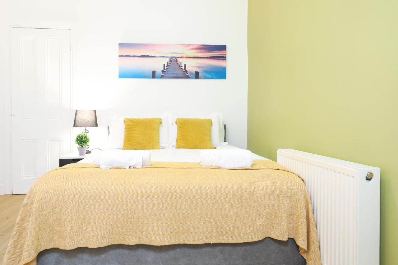 Stunning modern 3 bedroom apartment Edinburgh Buitenkant foto
