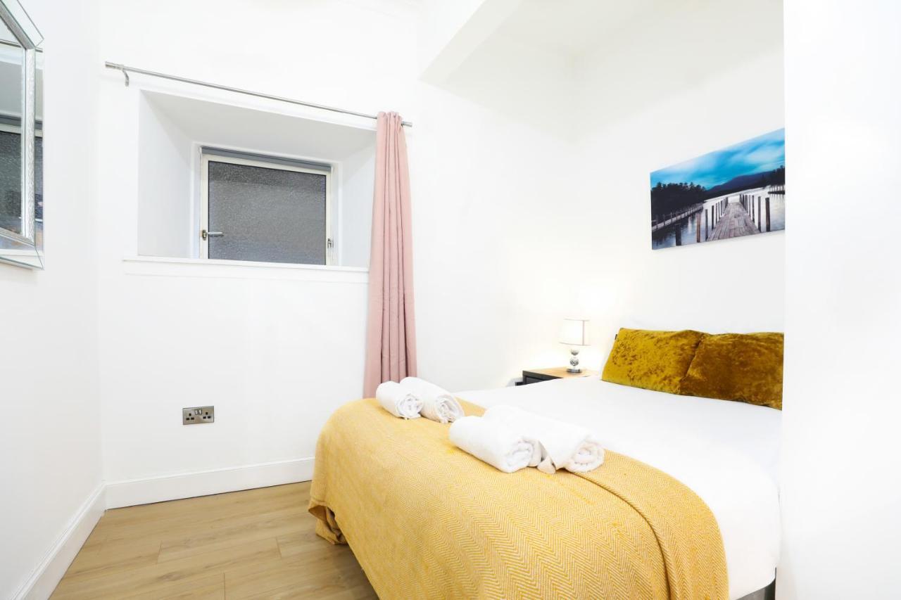 Stunning modern 3 bedroom apartment Edinburgh Buitenkant foto