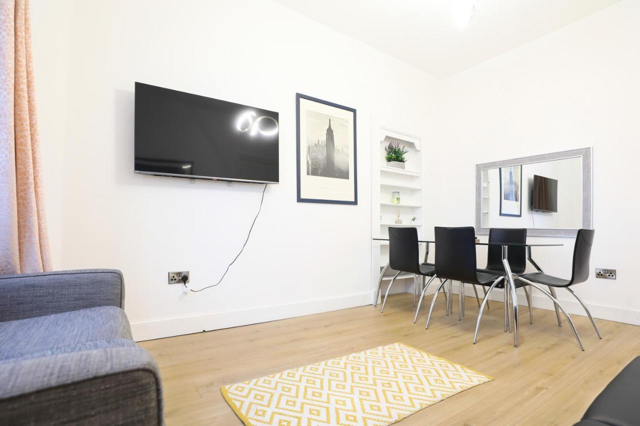 Stunning modern 3 bedroom apartment Edinburgh Buitenkant foto