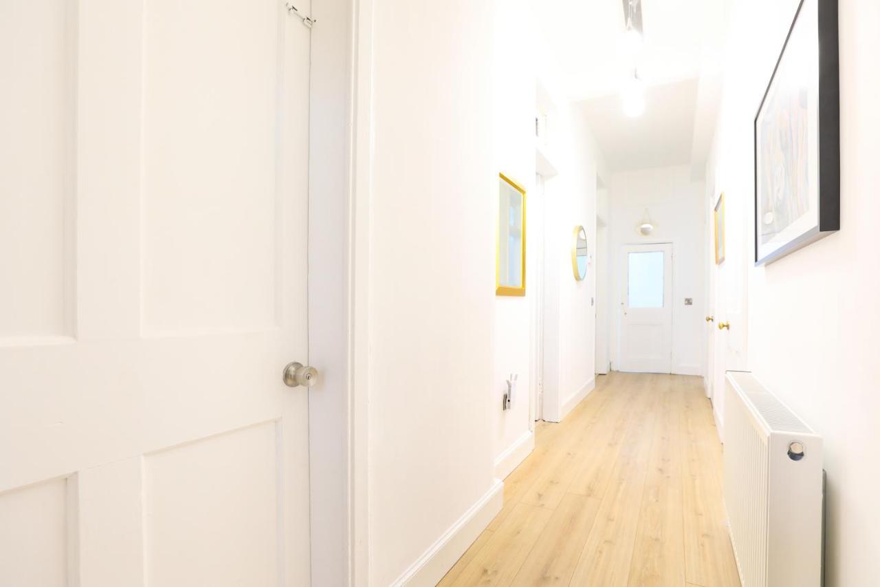 Stunning modern 3 bedroom apartment Edinburgh Buitenkant foto